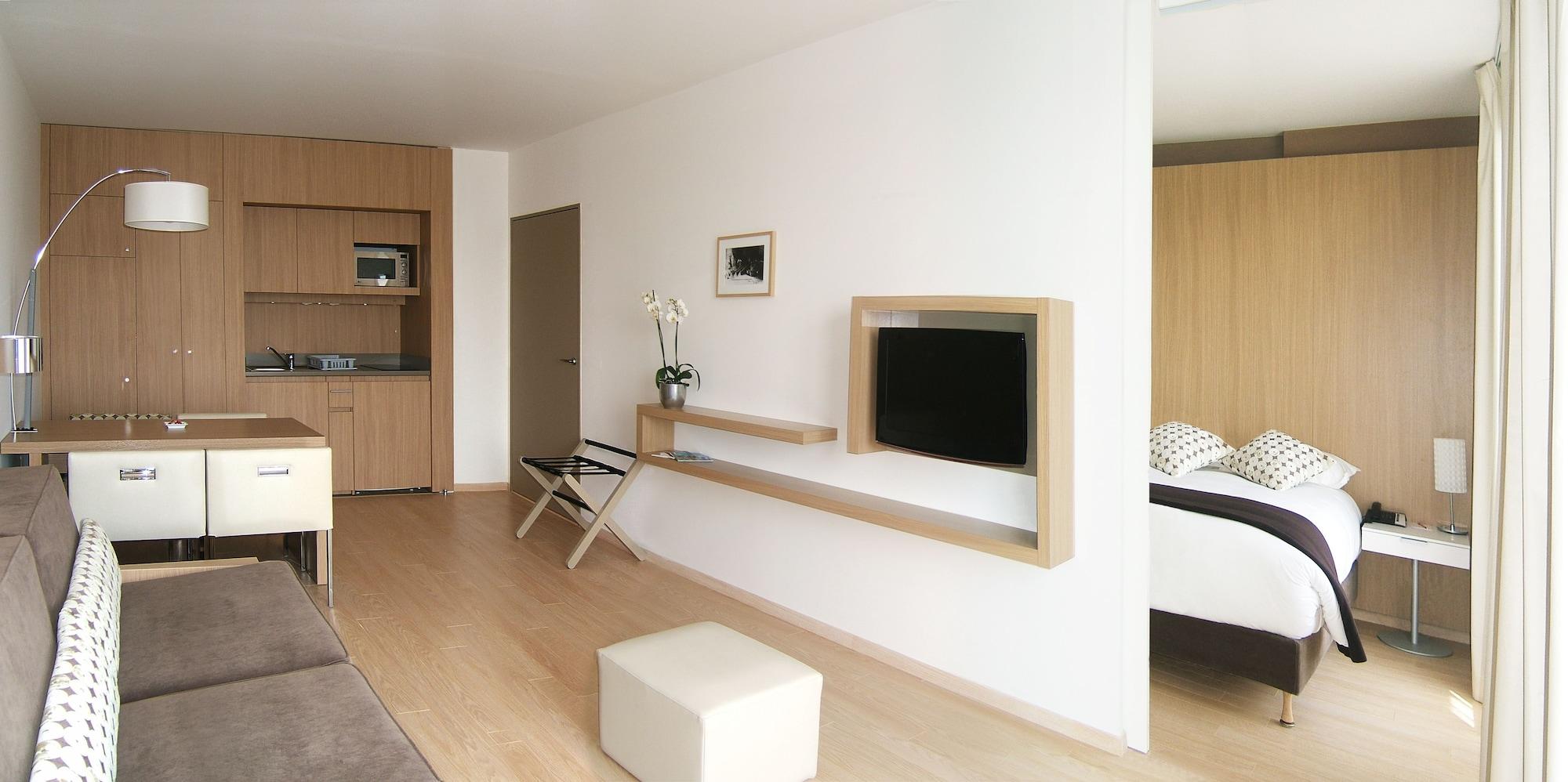 Residhome Carrieres La Defense Luaran gambar
