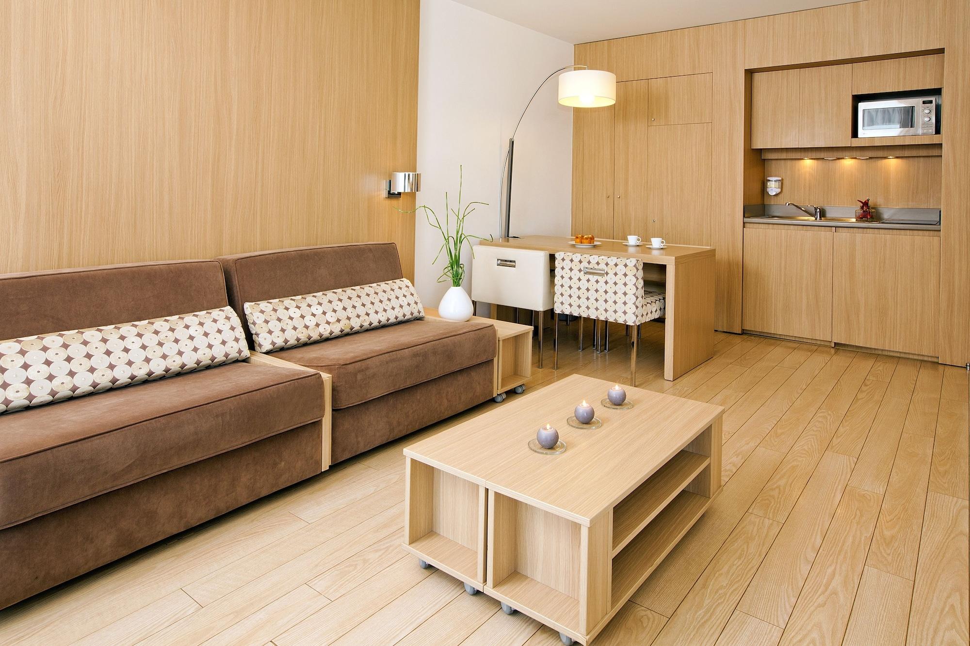 Residhome Carrieres La Defense Luaran gambar