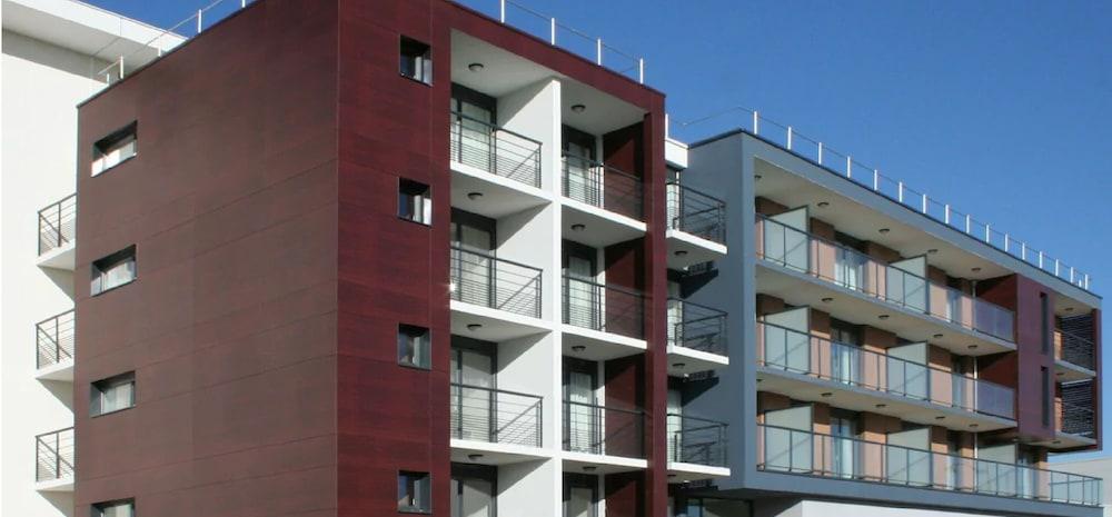 Residhome Carrieres La Defense Luaran gambar
