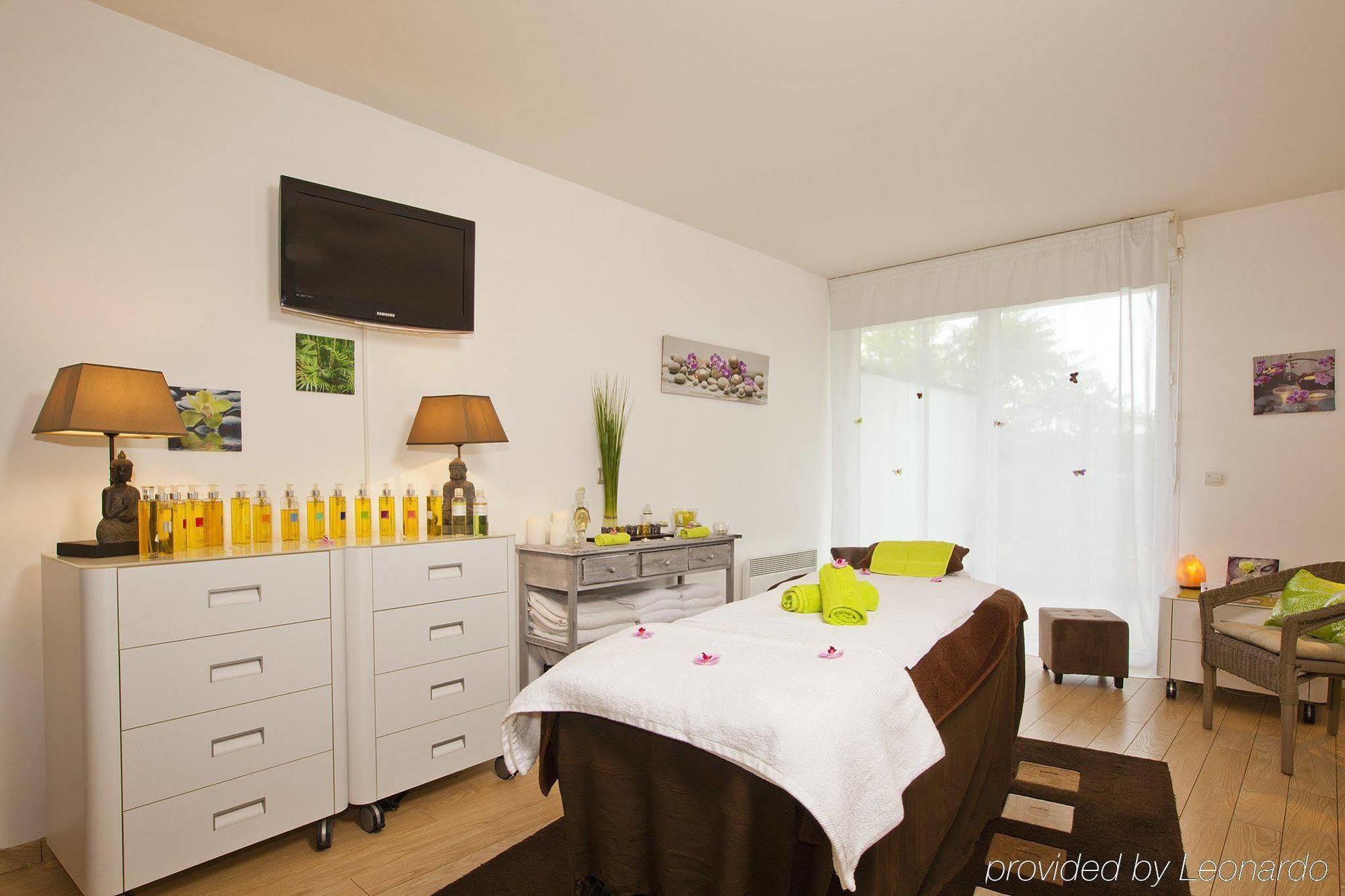 Residhome Carrieres La Defense Luaran gambar